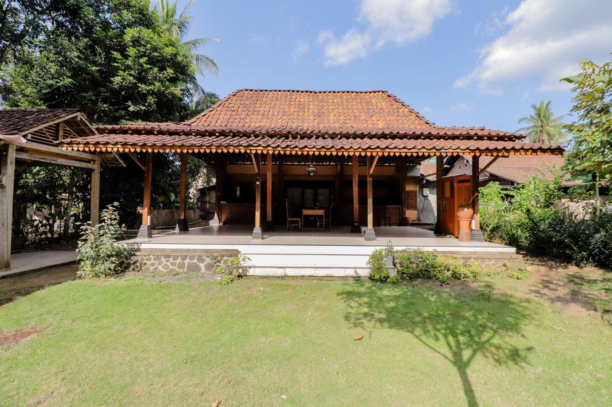 Nurudin House Magelang Exterior foto